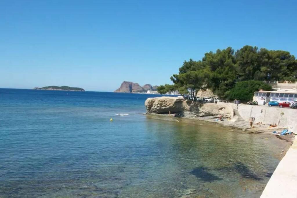 Appartement T2 Bord Et Vue Mer La Ciotat Esterno foto